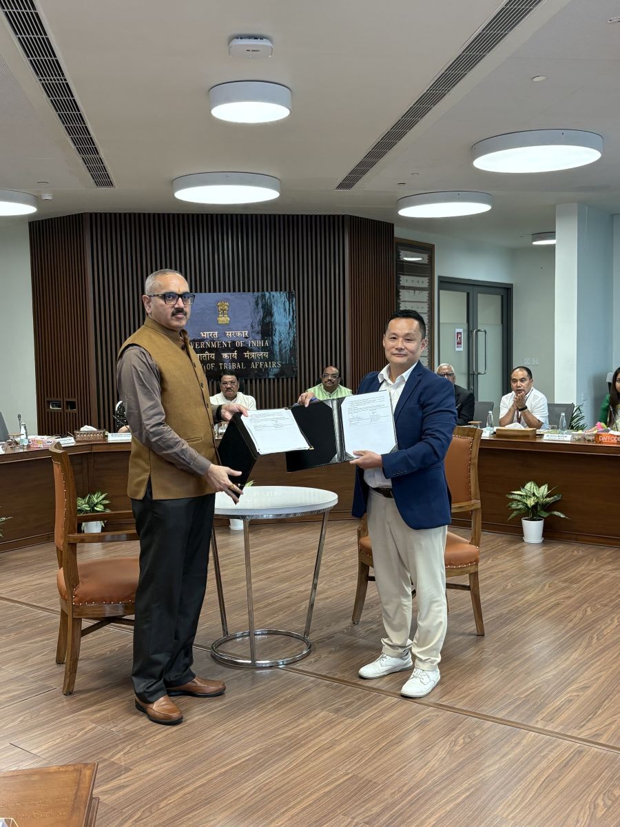 Ministry of Tribal Affairs Joint Secretary Anant Prakash Pandey and E-School of Business representative during the signing of an MoU to promote tribal entrepreneurship in New Delhi.
